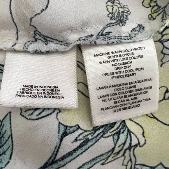 Jones New York Woman’s Sleeveless Top size 16W - Picture 2 of 6